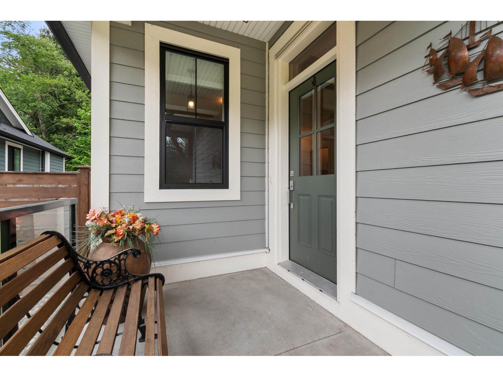 61 1885 Columbia Valley Road, Cultus Lake South, Lindell Beach, British Columbia  V2R 1J8 - Photo 5 - R3122003