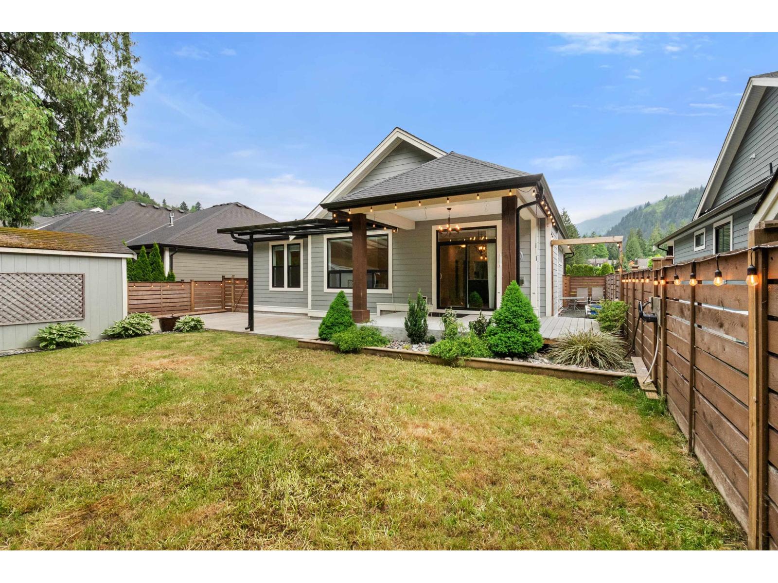 61 1885 Columbia Valley Road, Cultus Lake South, Lindell Beach, British Columbia  V2R 1J8 - Photo 32 - R3122003