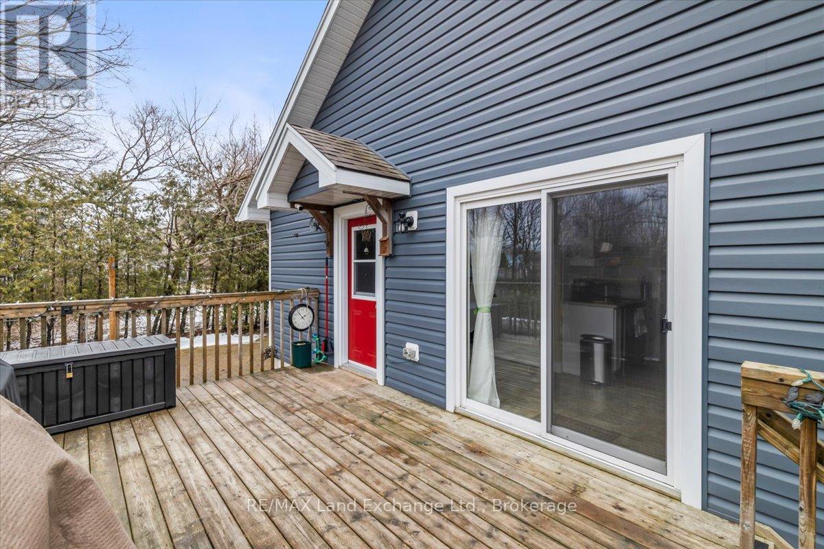 737 Green Street, Saugeen Shores, Ontario  N0H 2C4 - Photo 32 - X12907278