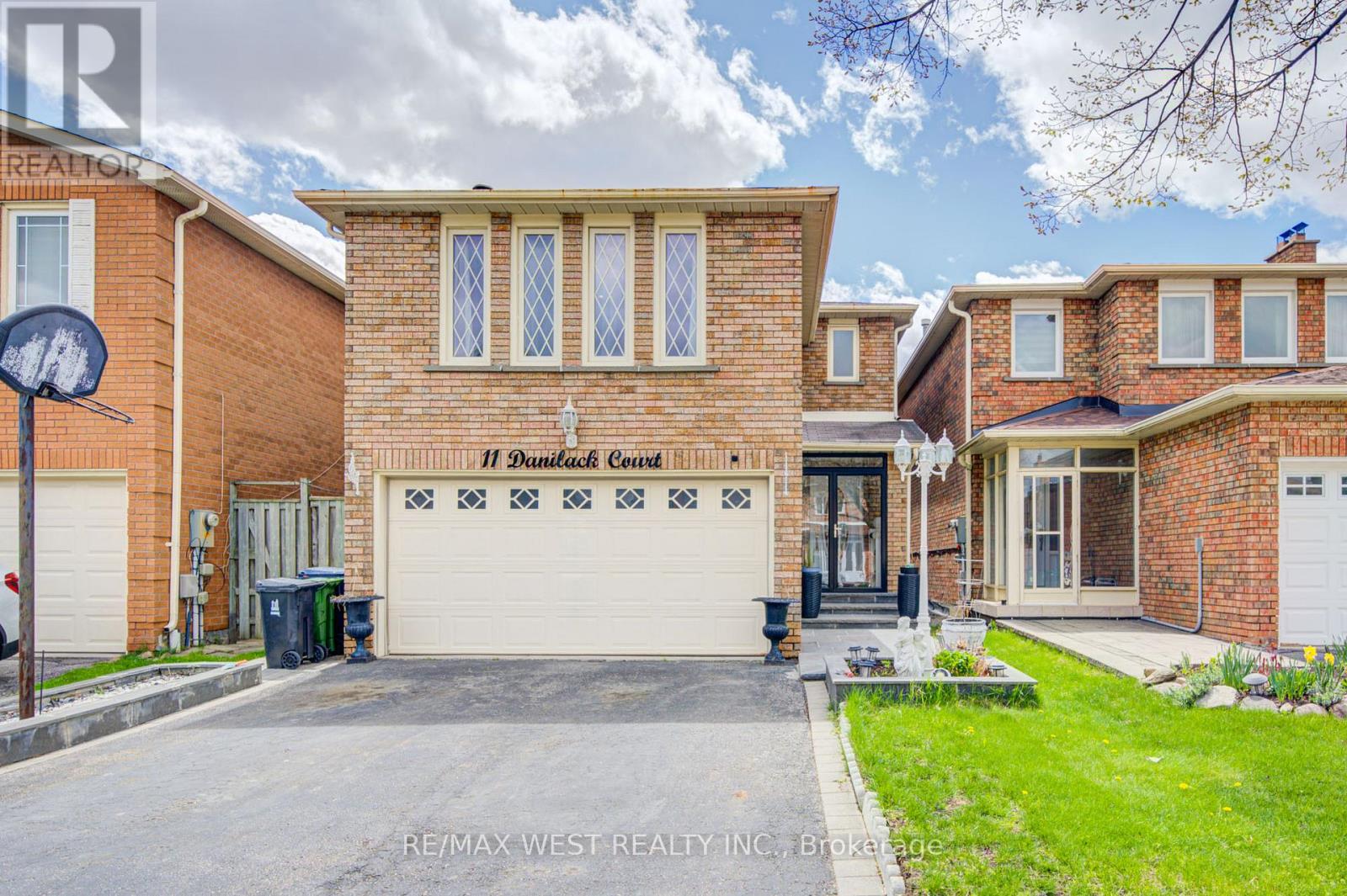 11 Danilack Court, Toronto, Ontario  M1V 4L8 - Photo 49 - E13112330