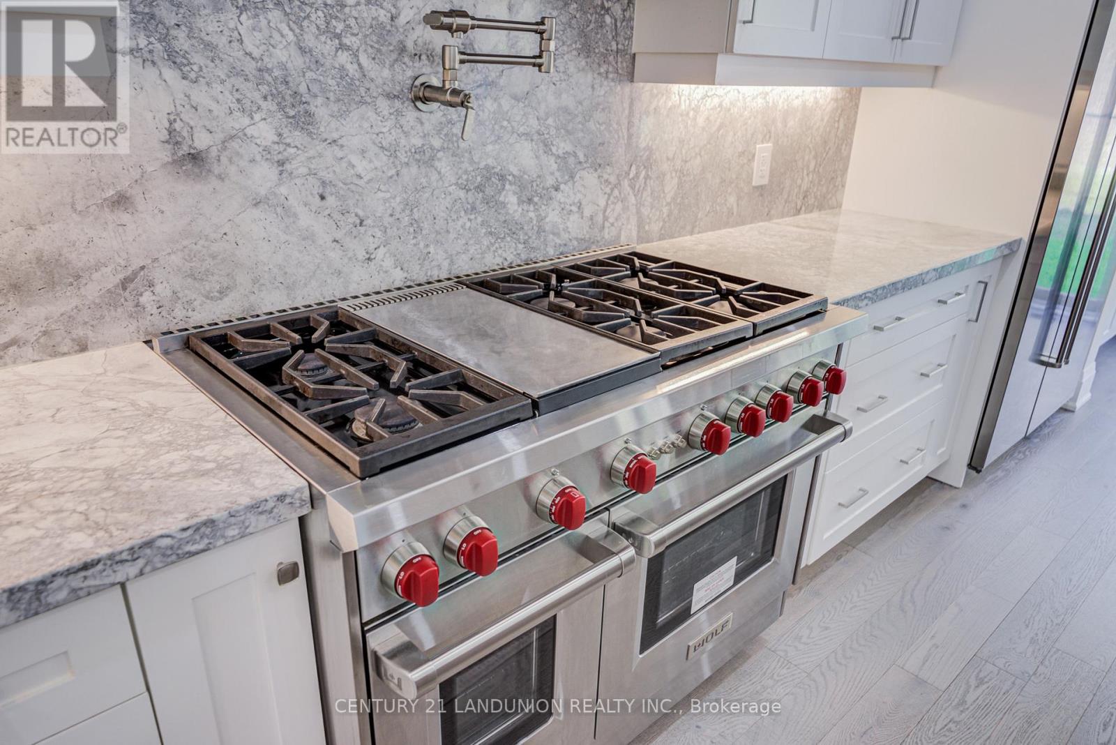 121 Milky Way Drive, Richmond Hill, Ontario  L4C 4L9 - Photo 12 - N13113664
