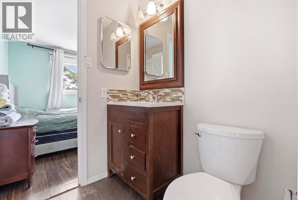 1703 110 Avenue Sw, Calgary, Alberta  T2W 0E4 - Photo 22 - A2310314
