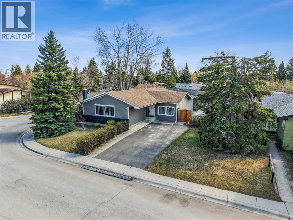1703 110 Avenue Sw, Calgary, Alberta  T2W 0E4 - Photo 3 - A2310314