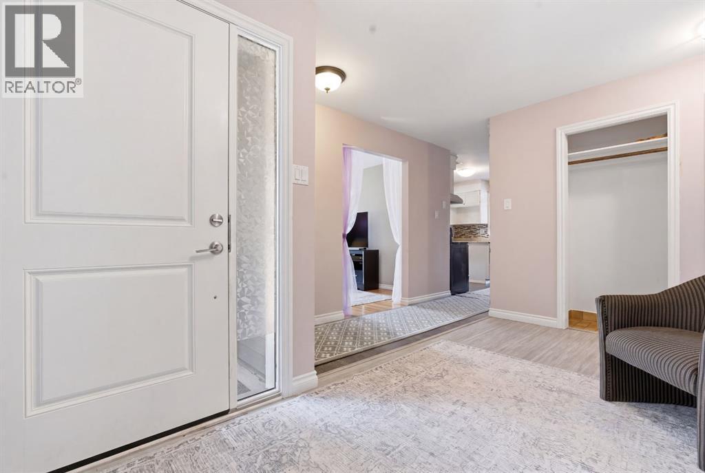 1703 110 Avenue Sw, Calgary, Alberta  T2W 0E4 - Photo 6 - A2310314
