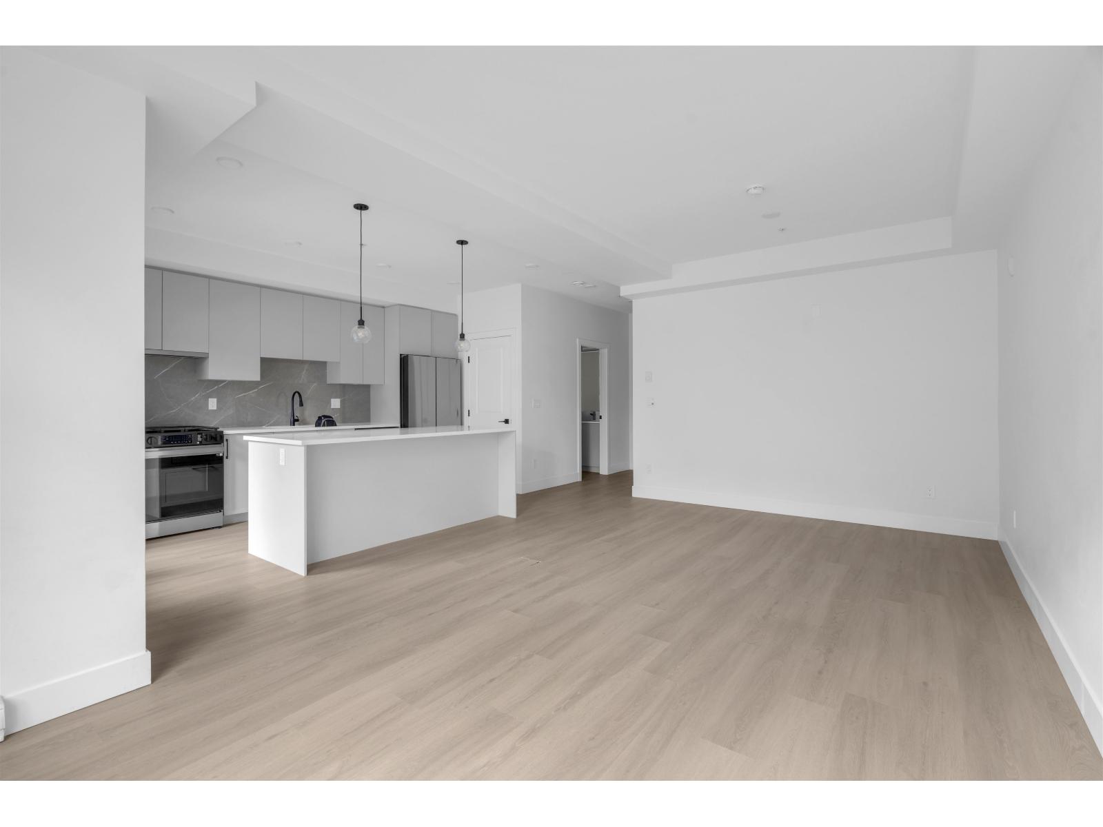 102 3528 146a Street, Surrey, British Columbia  V4P 0H4 - Photo 5 - R3120818