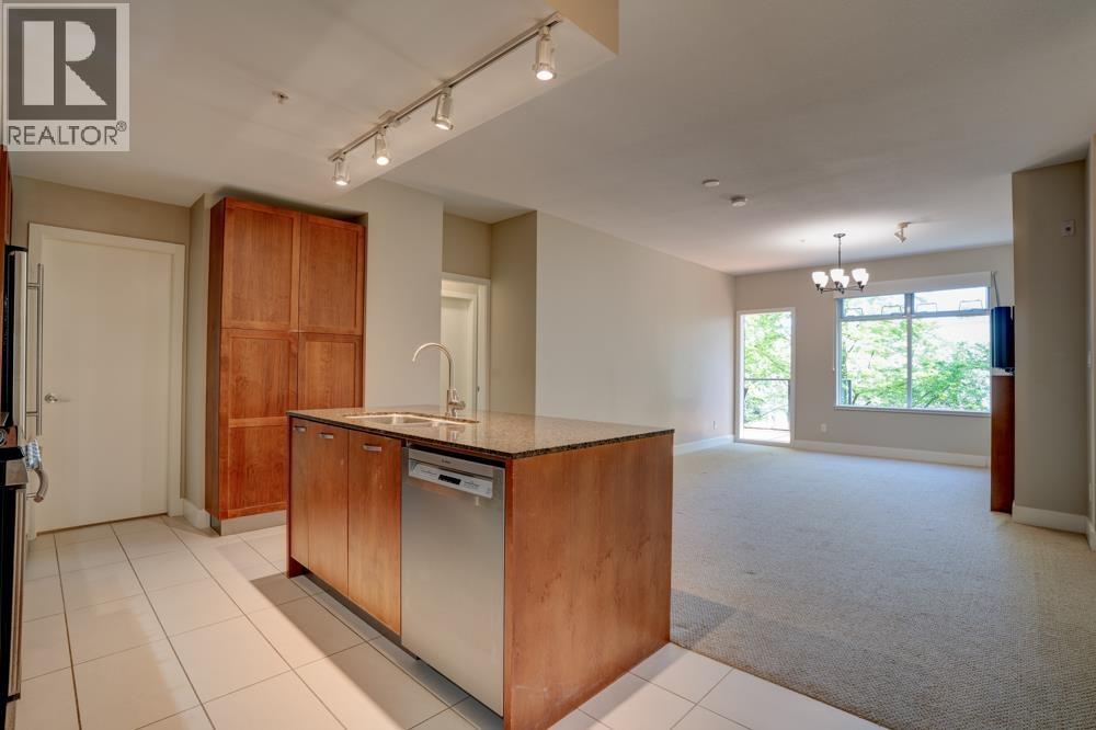 207 5955 Iona Drive, Vancouver, British Columbia  V6T 2L4 - Photo 5 - R3119015
