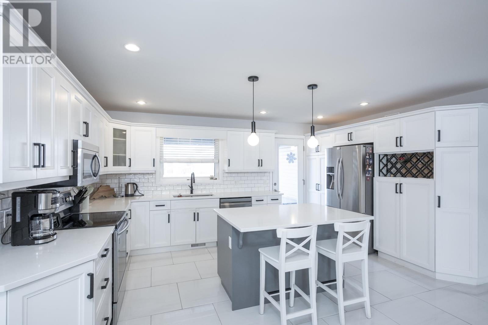 371 Cougar Cres, Thunder Bay, Ontario  P7C 0B3 - Photo 16 - TB2600979