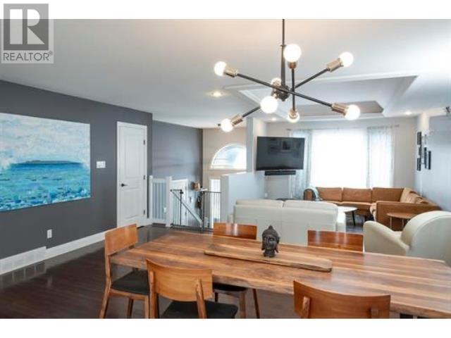 371 Cougar Cres, Thunder Bay, Ontario  P7C 0B3 - Photo 4 - TB2600979