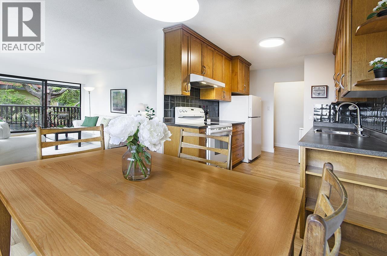 303 1610 Chesterfield Avenue, North Vancouver, British Columbia  V7M 2N7 - Photo 8 - R3122411