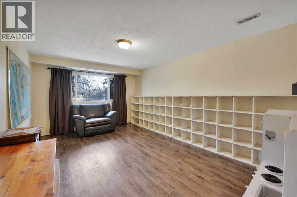 3905 51a Street, Red Deer, Alberta  T4N 1A6 - Photo 12 - A2299931