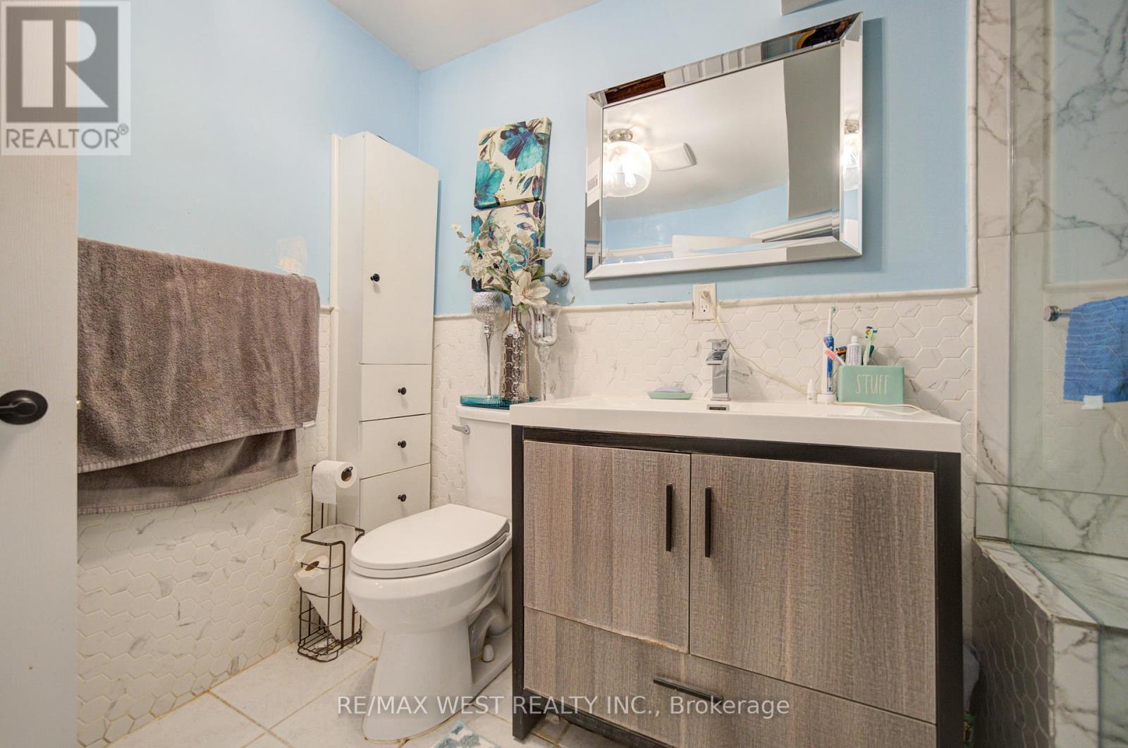 11 Danilack Court, Toronto, Ontario  M1V 4L8 - Photo 19 - E13112330