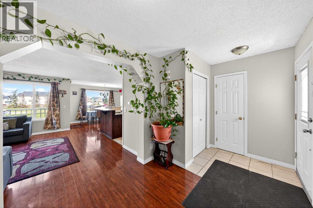 110 Martha's Haven Green Ne, Calgary, Alberta  T3J 3X5 - Photo 11 - A2306441