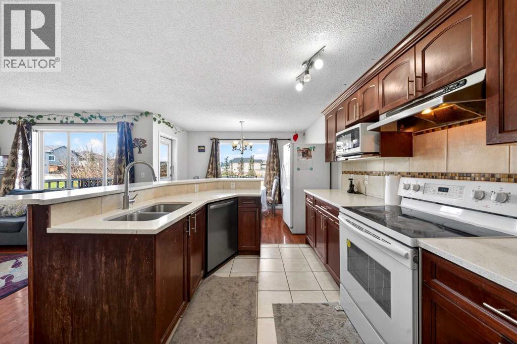 110 Martha's Haven Green Ne, Calgary, Alberta  T3J 3X5 - Photo 19 - A2306441