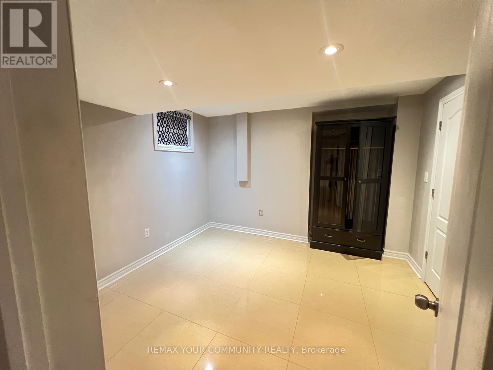 Basement - 586 Pembridge Court, Newmarket, Ontario  L3X 2M1 - Photo 19 - N13114318