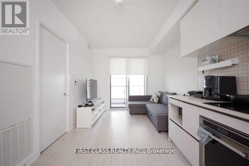 3703 - 950 PORTAGE PARKWAY, Vaughan, Ontario