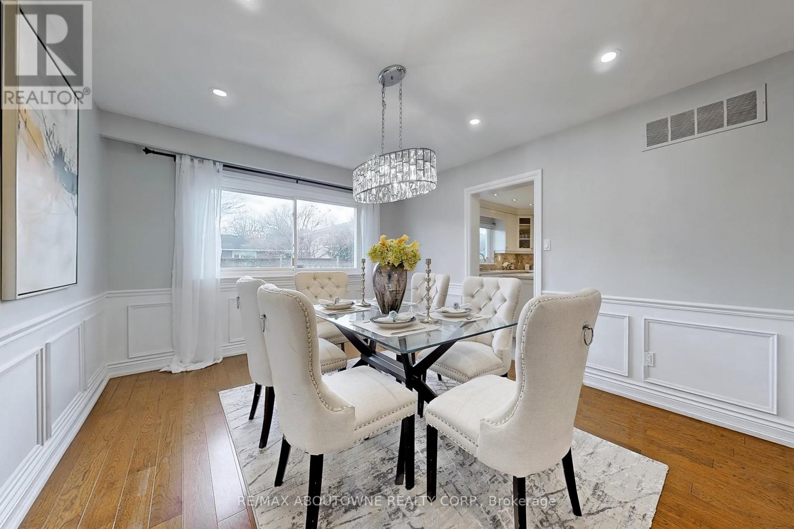 2362 Canso Road, Oakville, Ontario  L6J 5W6 - Photo 9 - W13114328