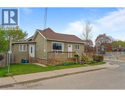 44 LAWRENCE Street, Brantford, Ontario
