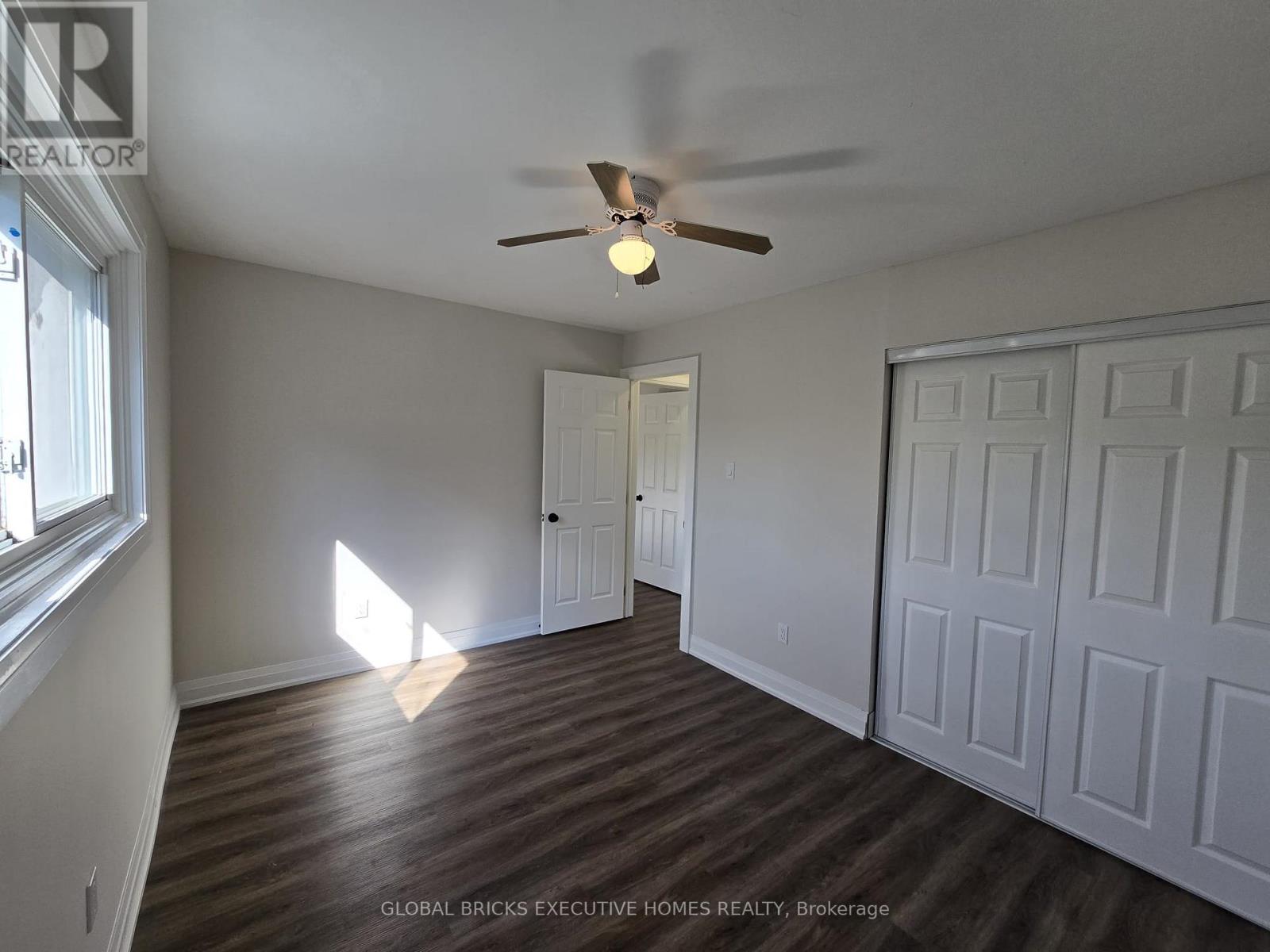 Main - 3285 Lansdown Drive, Burlington, Ontario  L7M 1S4 - Photo 12 - W13111994