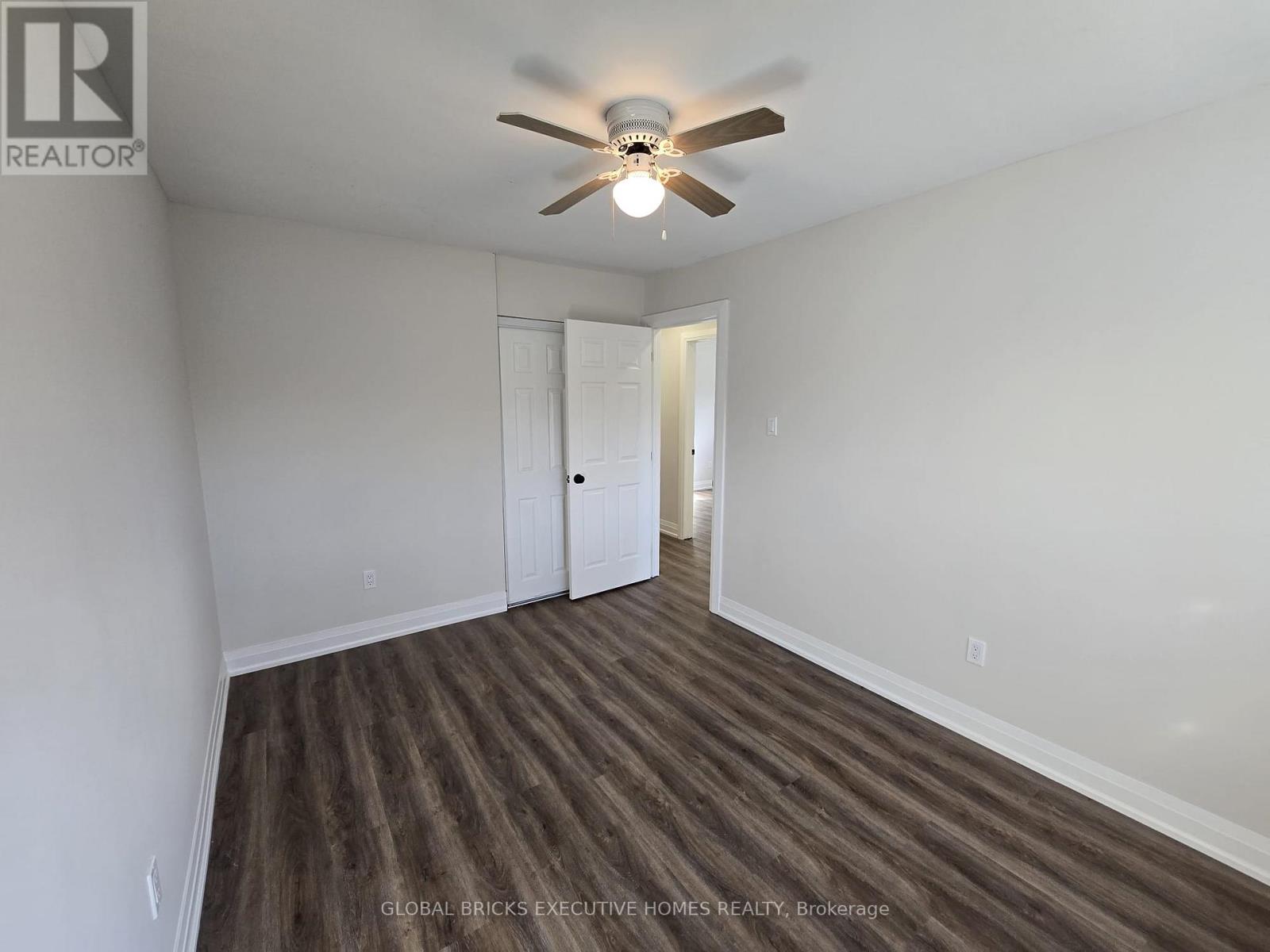 Main - 3285 Lansdown Drive, Burlington, Ontario  L7M 1S4 - Photo 14 - W13111994