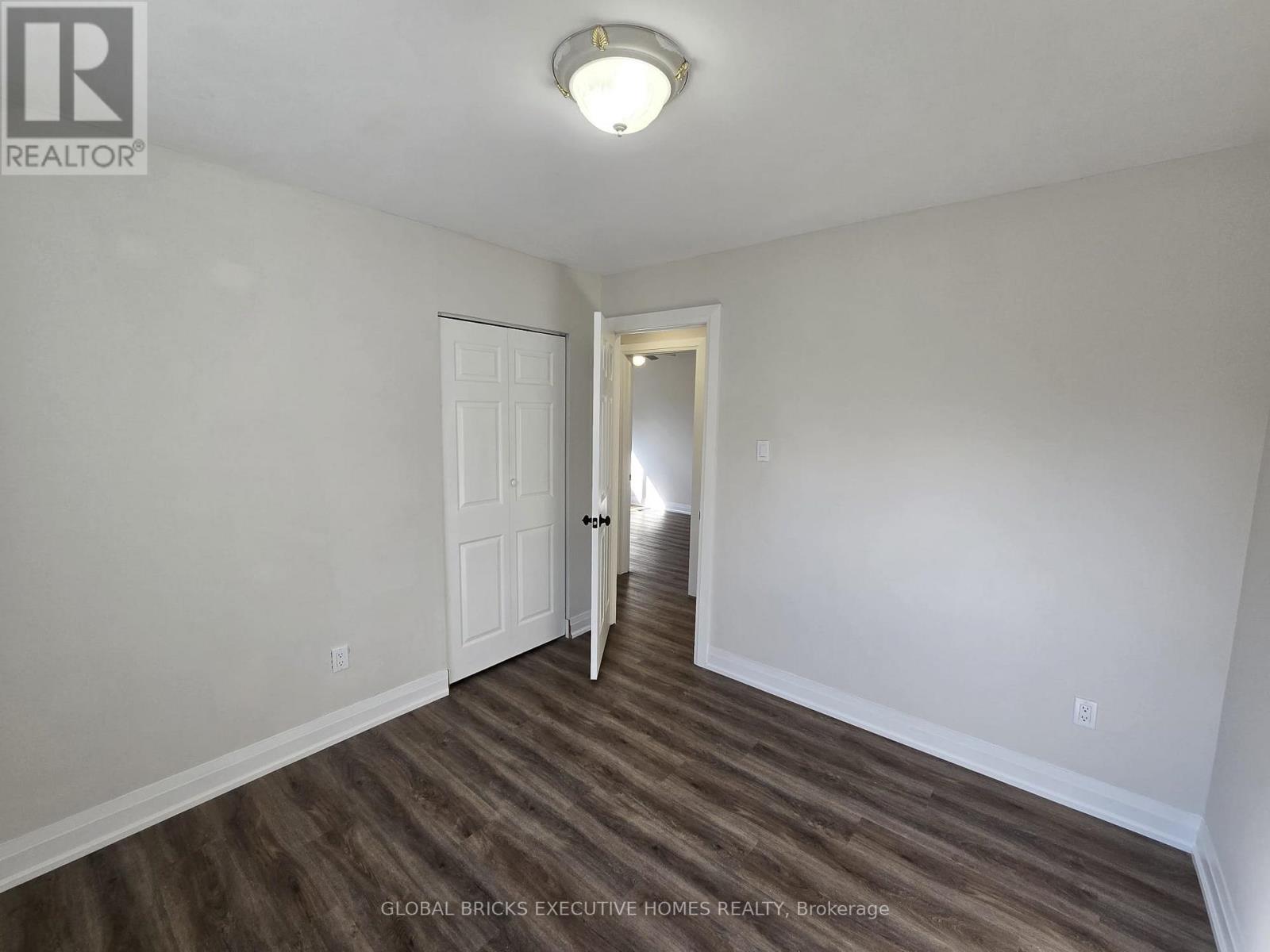 Main - 3285 Lansdown Drive, Burlington, Ontario  L7M 1S4 - Photo 16 - W13111994
