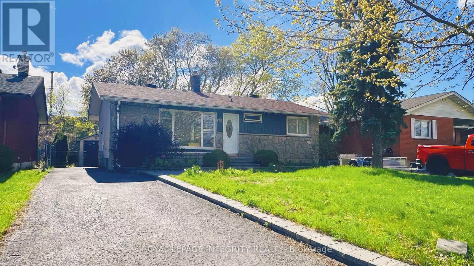 870 CLAUDE STREET, Ottawa, Ontario