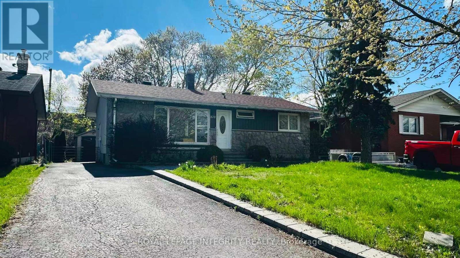 870 Claude Street, Ottawa, Ontario  K1K 2S6 - Photo 2 - X13114148