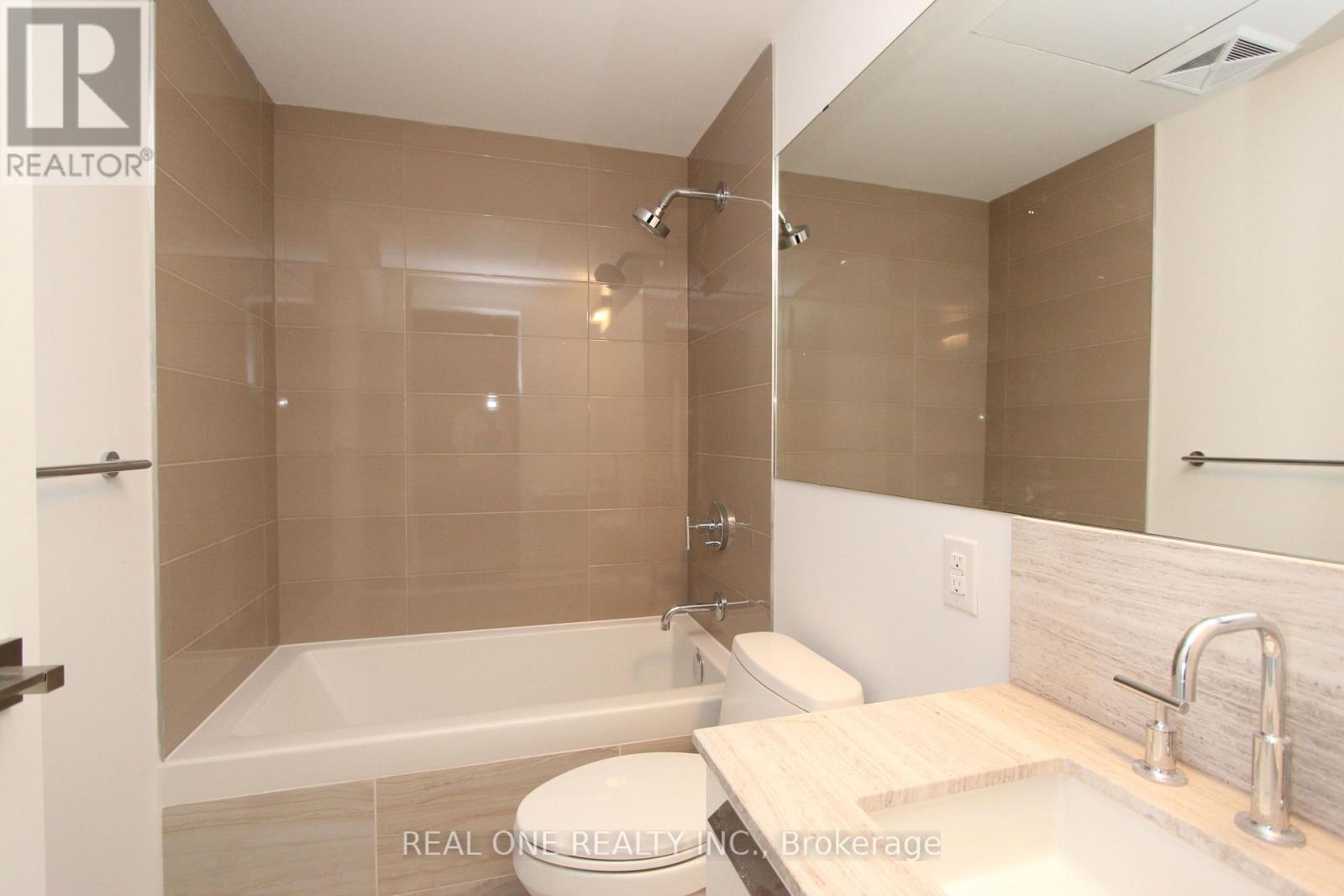 4001 - 50 Charles Street E, Toronto, Ontario  M4Y 0C3 - Photo 5 - C13114354