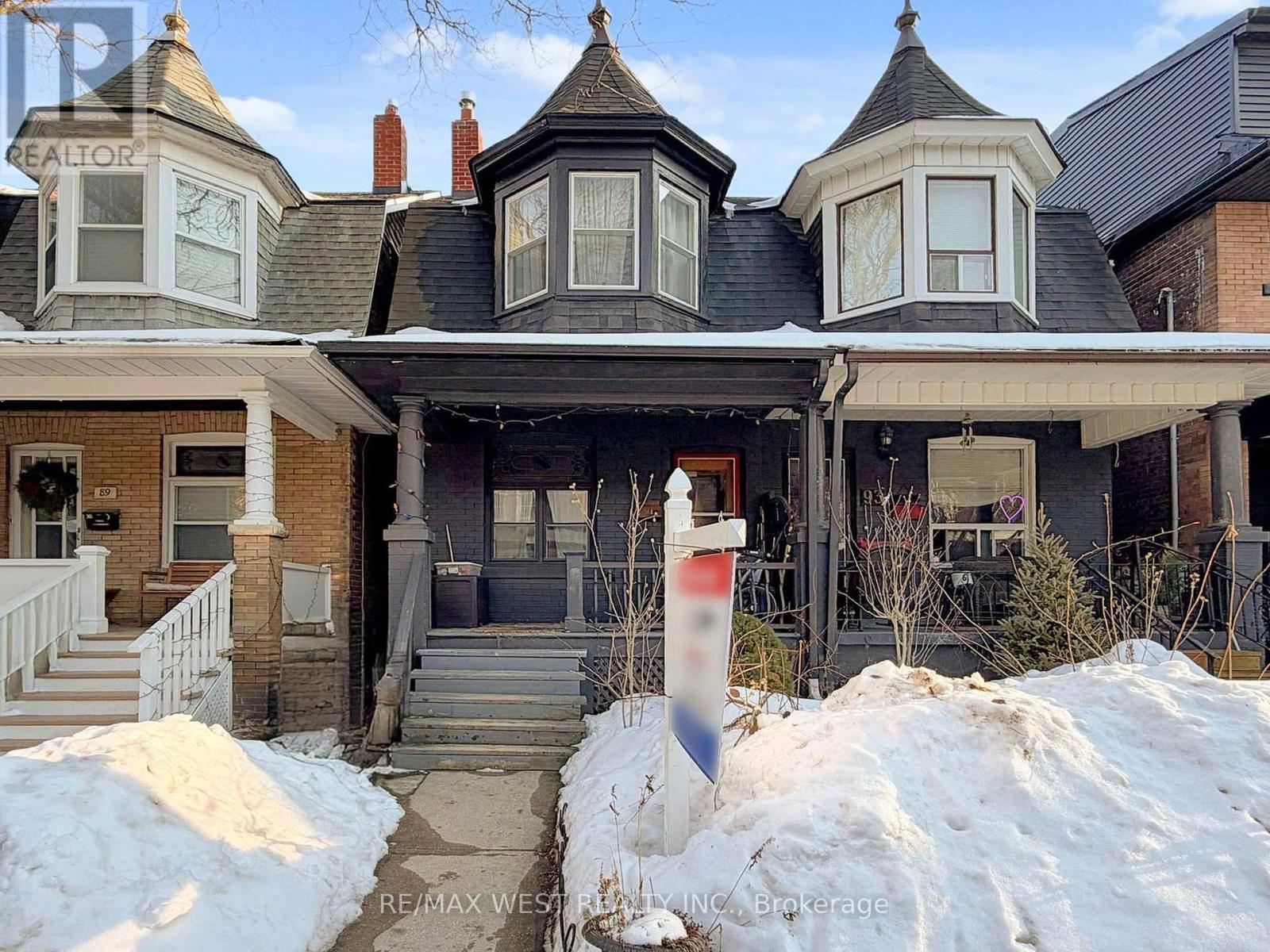 91 OLIVE AVENUE, Toronto, Ontario