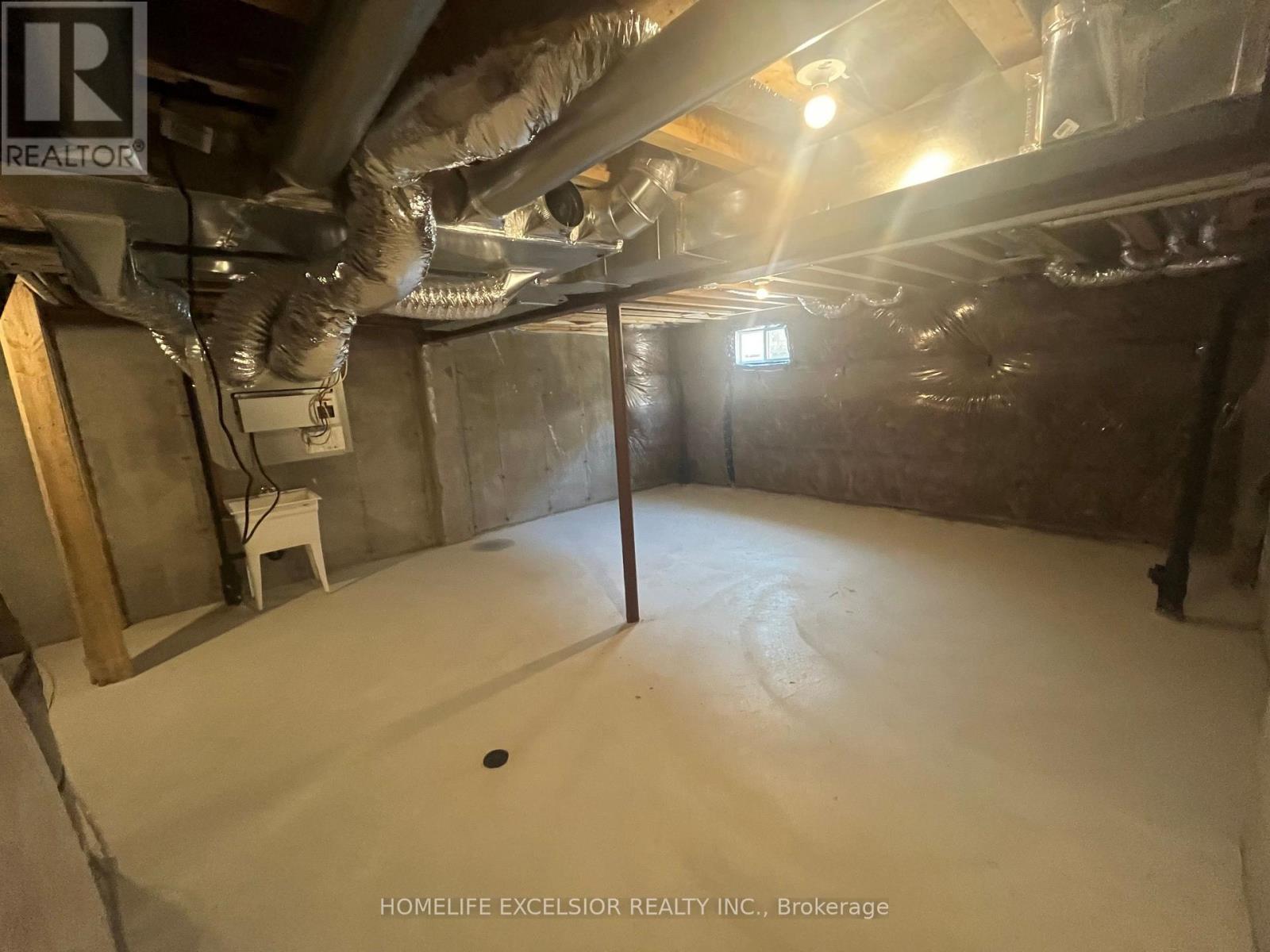 974 Crowsnest Hollow, Pickering, Ontario  L1X 0P4 - Photo 13 - E13114372