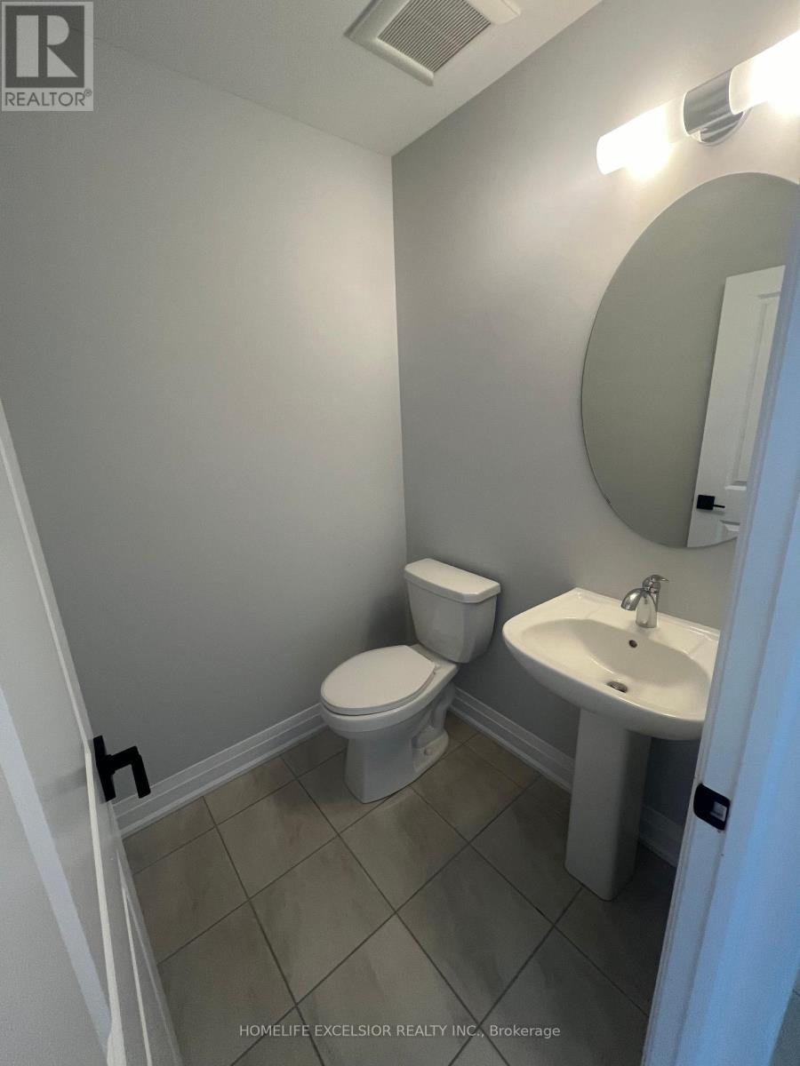 974 Crowsnest Hollow, Pickering, Ontario  L1X 0P4 - Photo 16 - E13114372