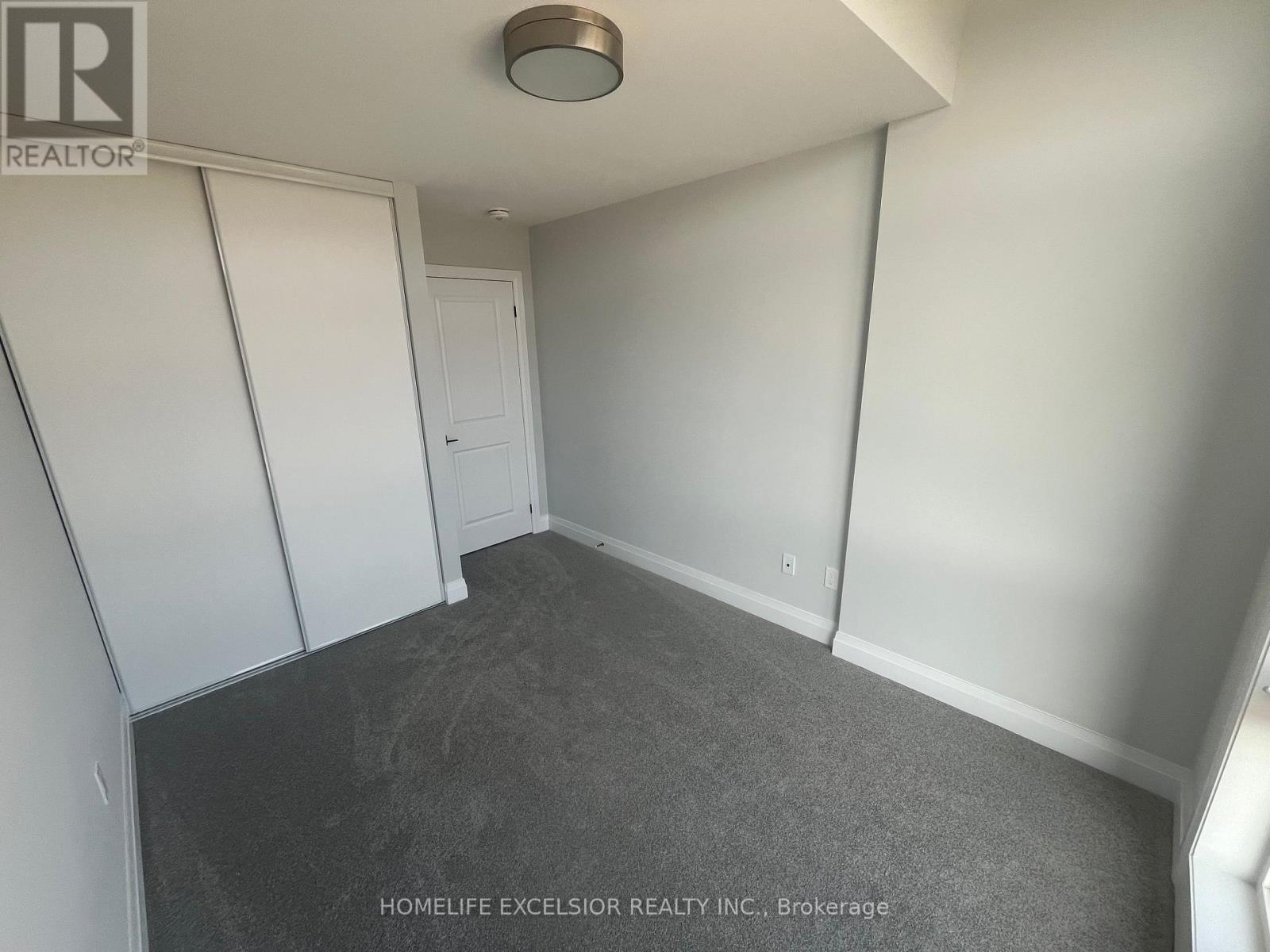 974 Crowsnest Hollow, Pickering, Ontario  L1X 0P4 - Photo 19 - E13114372