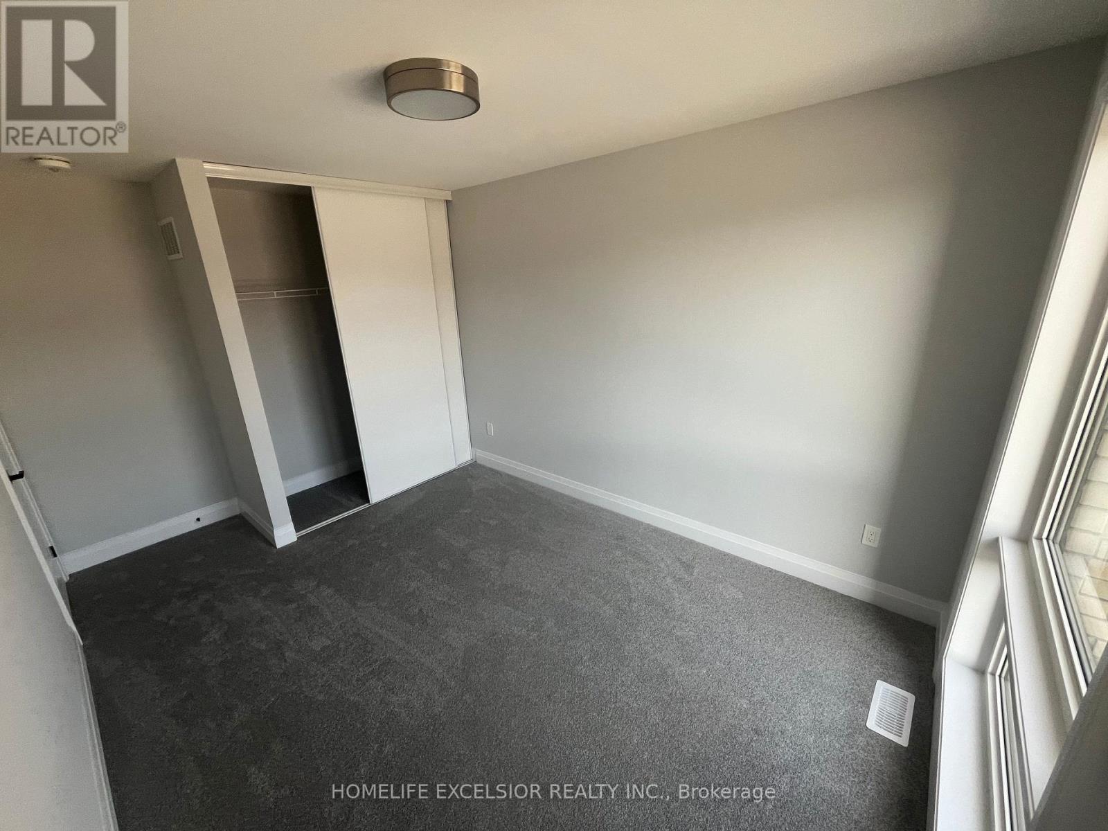 974 Crowsnest Hollow, Pickering, Ontario  L1X 0P4 - Photo 21 - E13114372