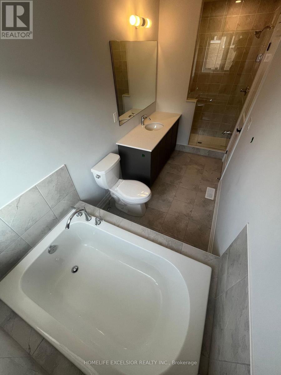 974 Crowsnest Hollow, Pickering, Ontario  L1X 0P4 - Photo 4 - E13114372