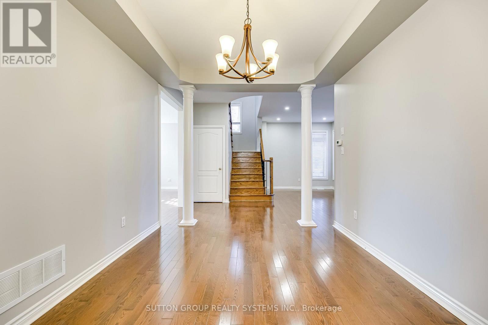 2132 Pine Glen Road, Oakville, Ontario  L6M 5B4 - Photo 10 - W13114352