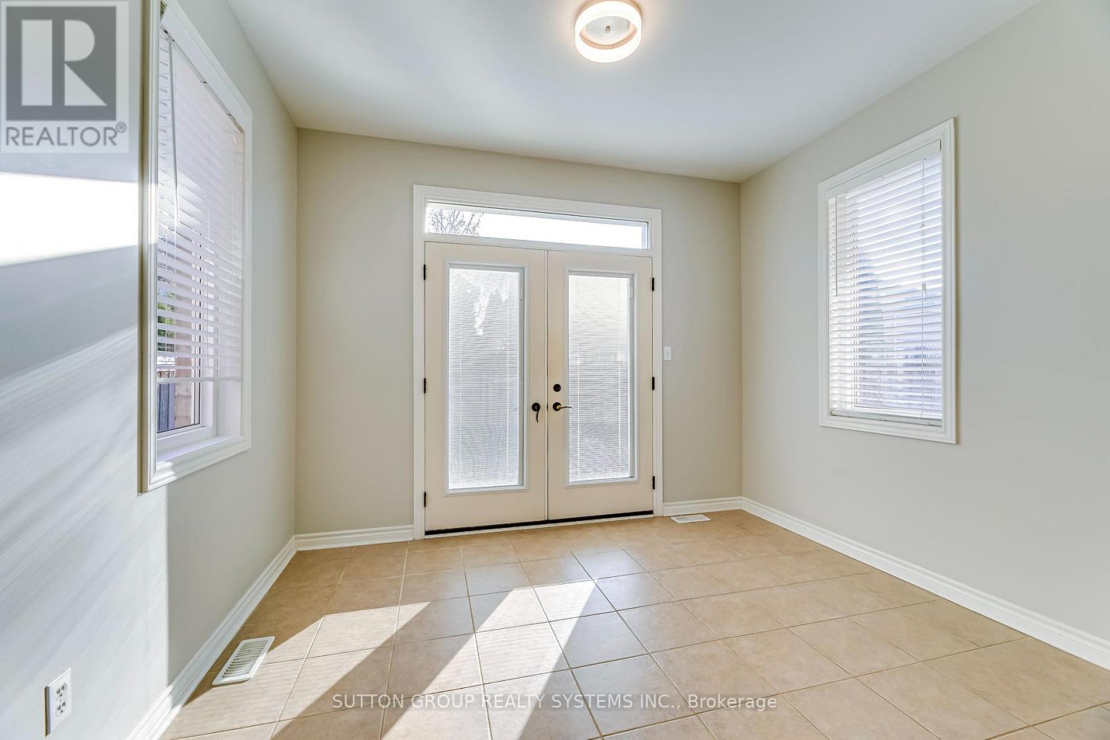 2132 Pine Glen Road, Oakville, Ontario  L6M 5B4 - Photo 20 - W13114352