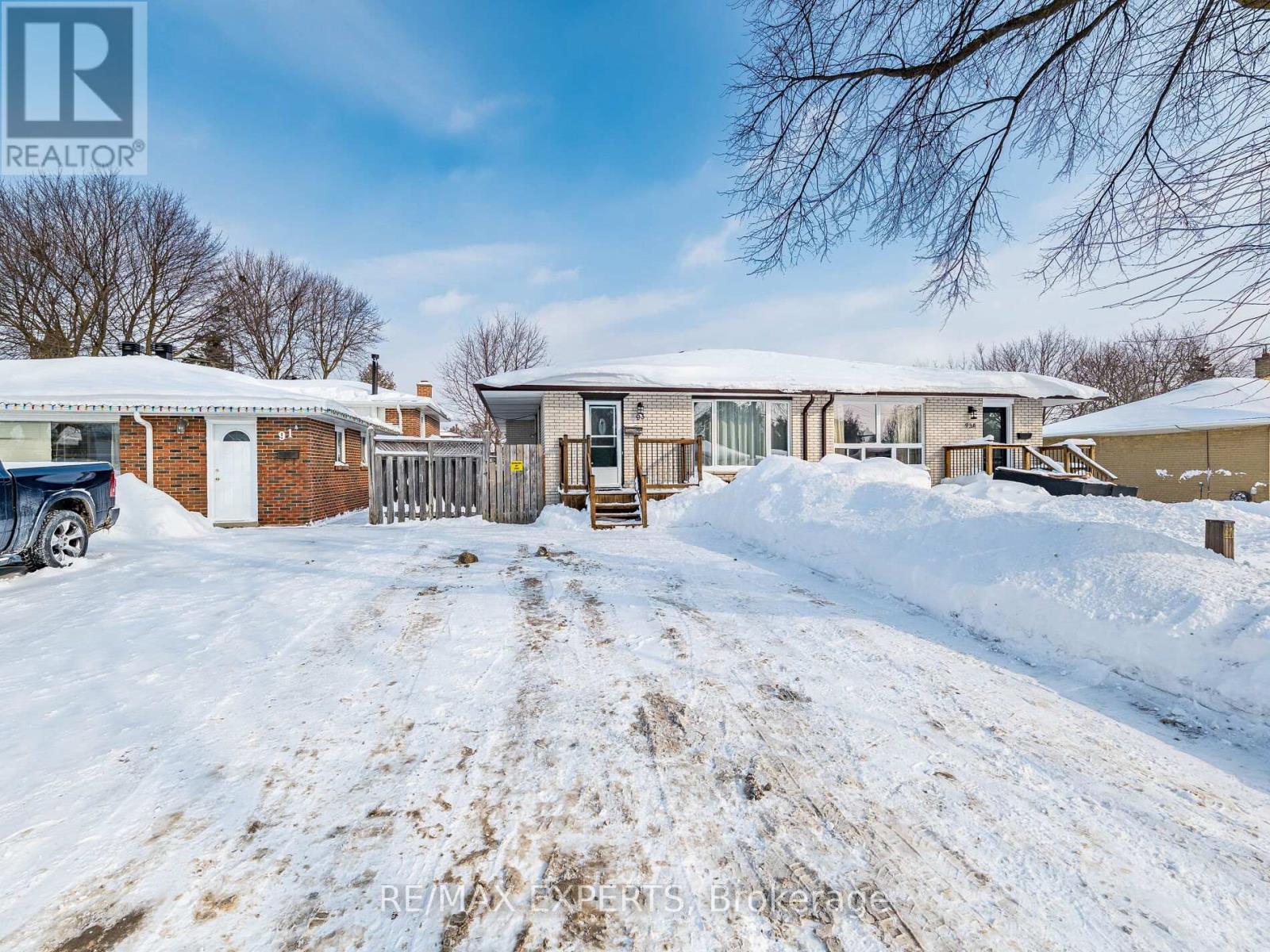93 Dawson Road, Orangeville, Ontario  L9W 2W7 - Photo 2 - W13114380