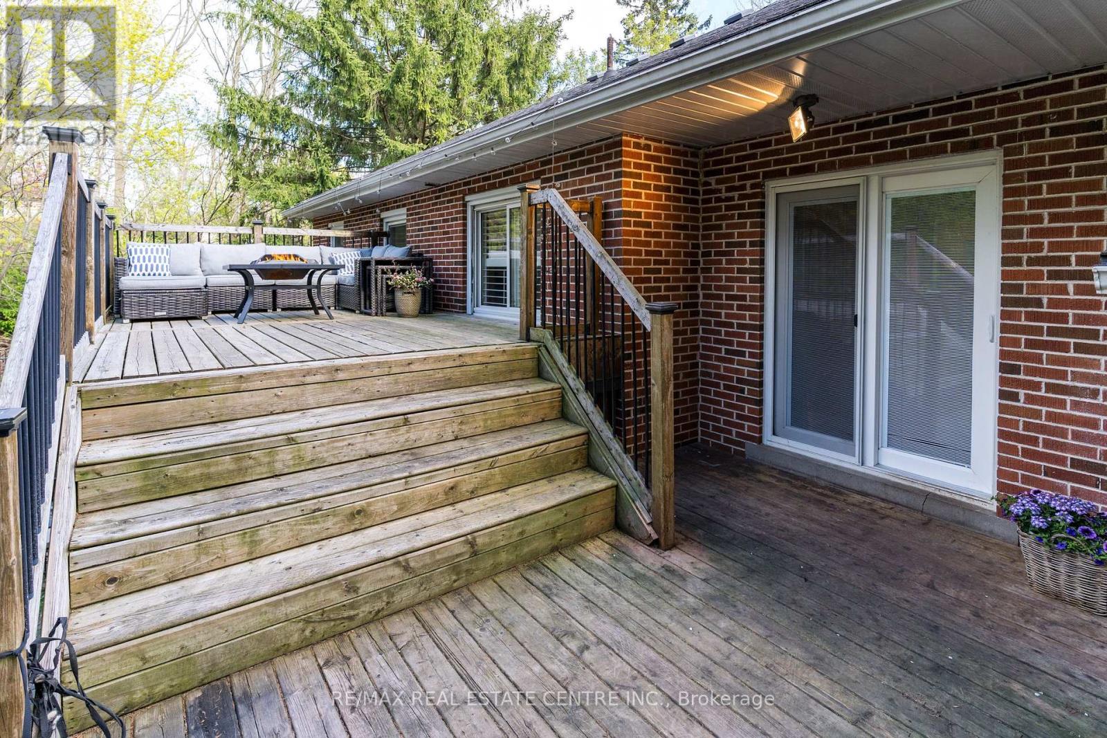 3 Fallsview Road, Hamilton, Ontario  L9H 5J7 - Photo 39 - X13114350