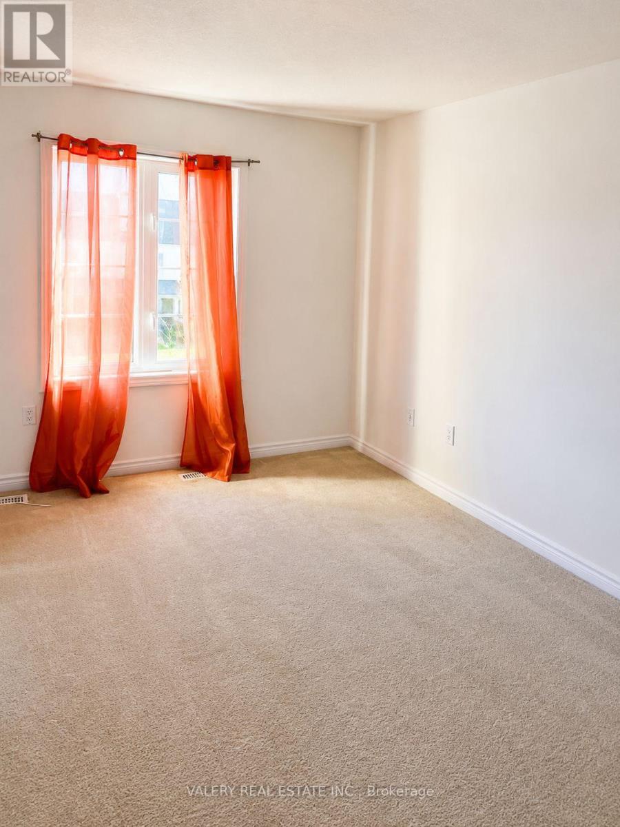 407 Linden Drive, Cambridge, Ontario  N3H 5L5 - Photo 7 - X13114360