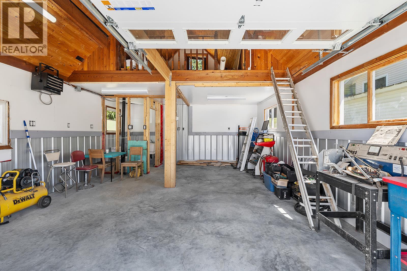 1524 Russel Avenue, Riondel, British Columbia  V0B 2B0 - Photo 15 - 10385462