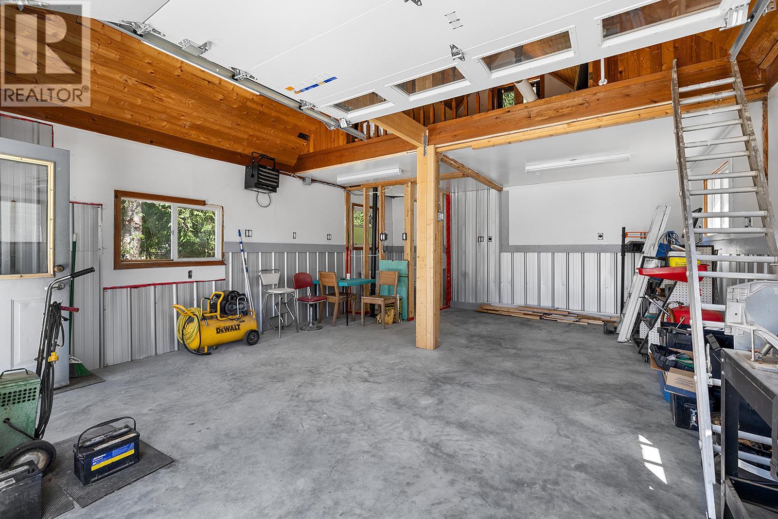 1524 Russel Avenue, Riondel, British Columbia  V0B 2B0 - Photo 14 - 10385462