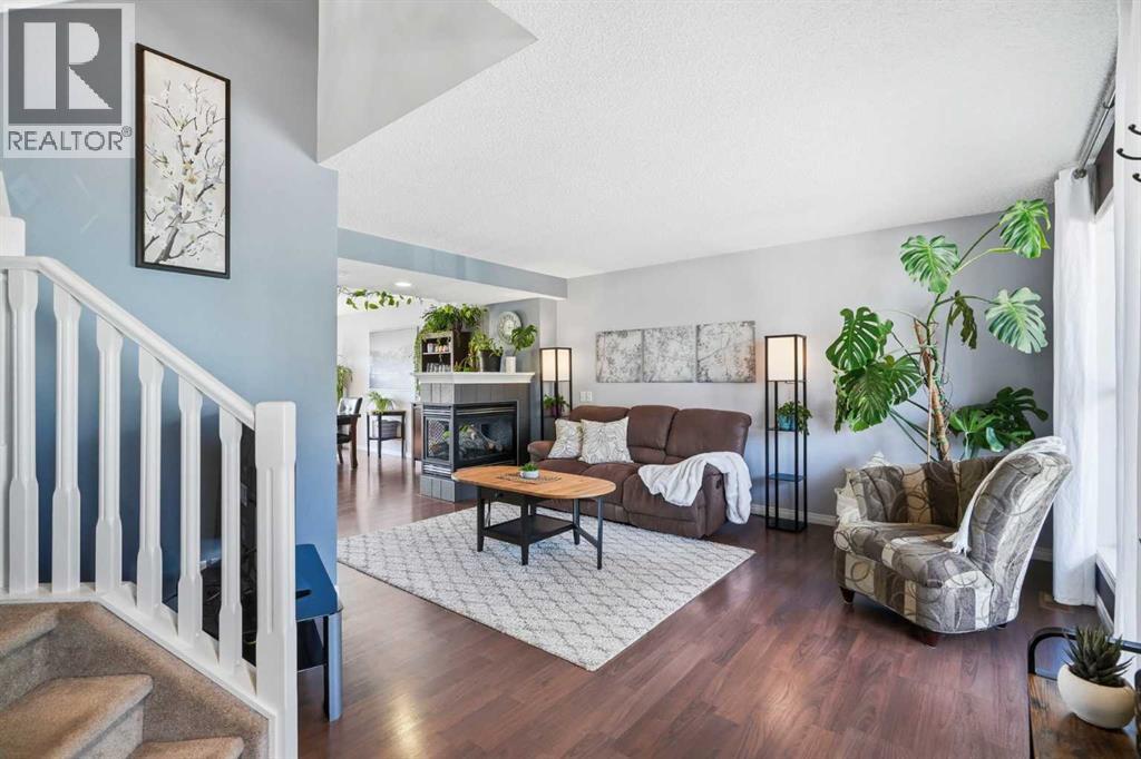 127 Tuscany Valley Rise NW, Calgary, Alberta  T3L 2J1 - Photo 3 - A2296700