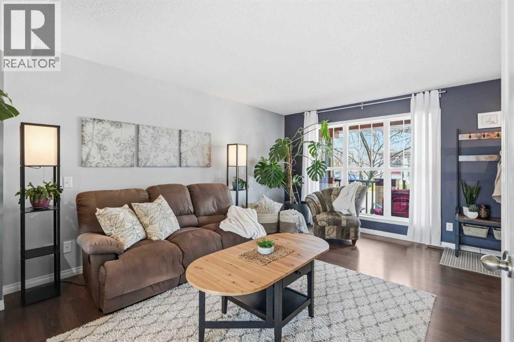 127 Tuscany Valley Rise NW, Calgary, Alberta  T3L 2J1 - Photo 8 - A2296700
