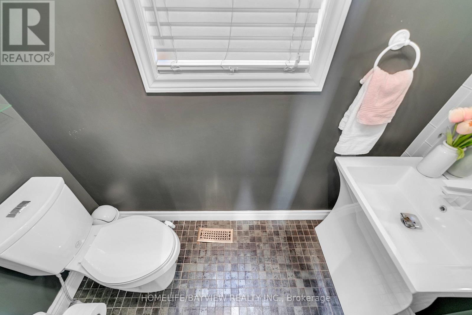 99 Red Cardinal Trail, Richmond Hill, Ontario  L4E 4B8 - Photo 17 - N13114396