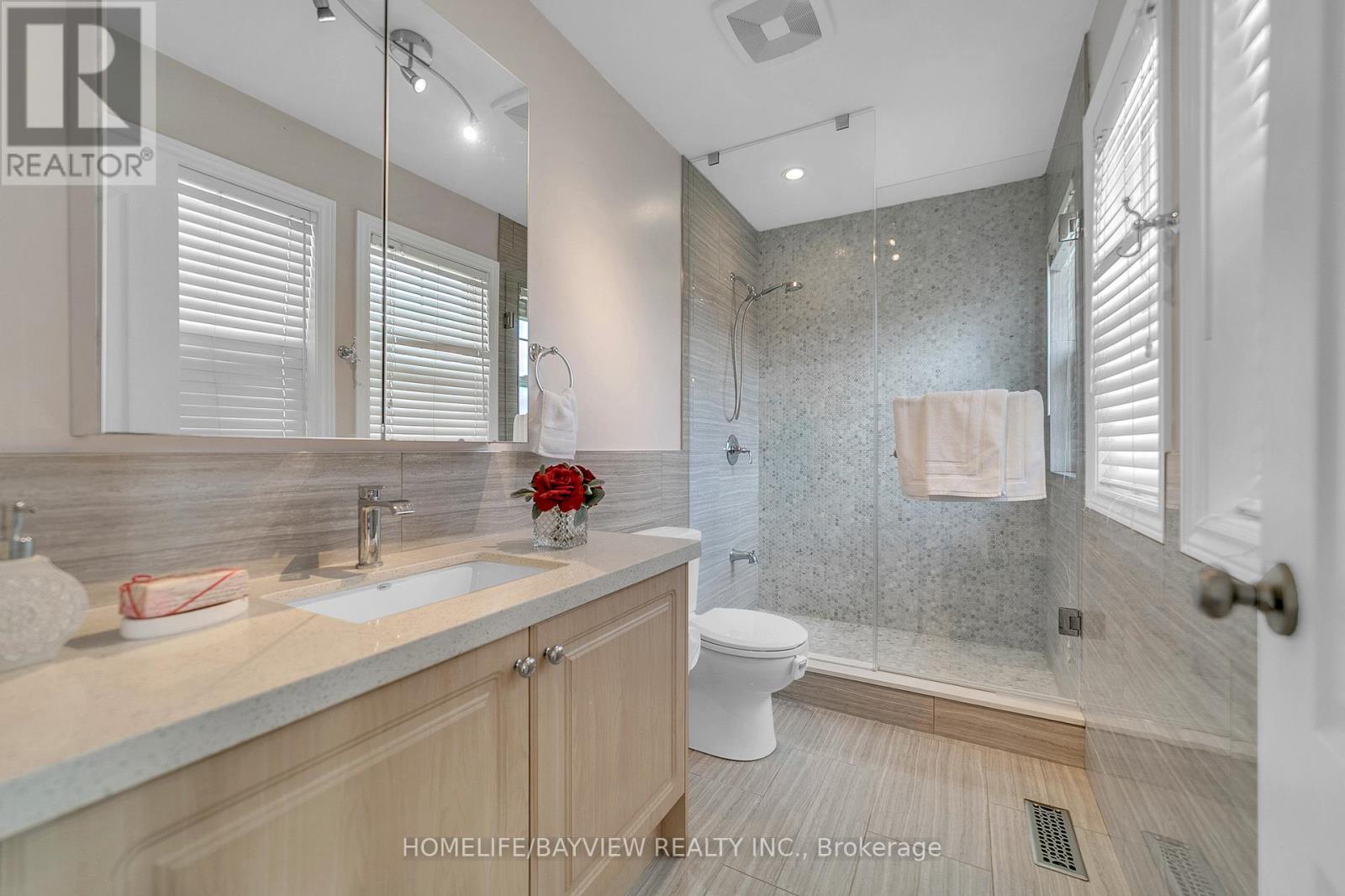 99 Red Cardinal Trail, Richmond Hill, Ontario  L4E 4B8 - Photo 31 - N13114396