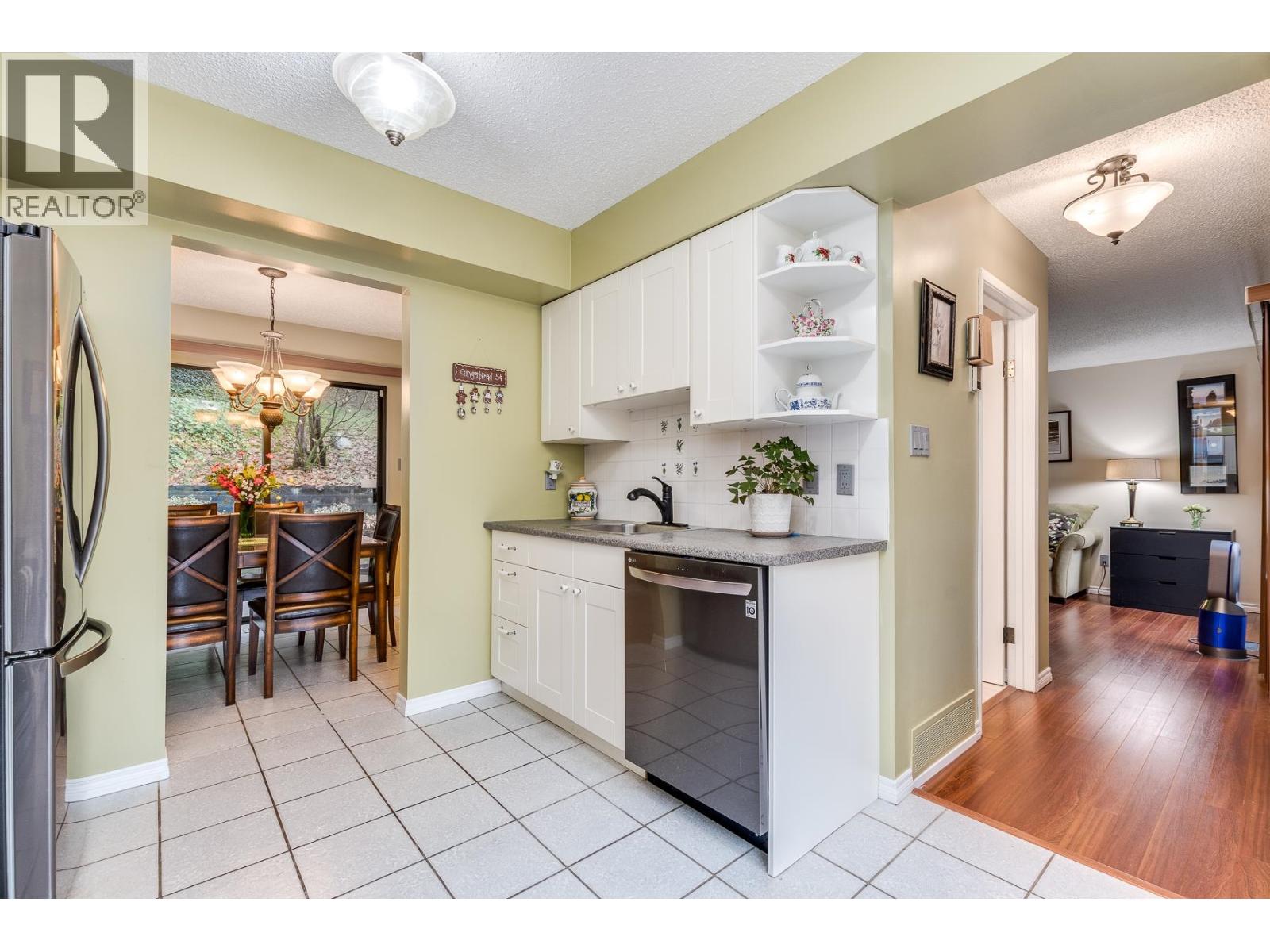 507 Cambridge Way, Port Moody, British Columbia  V3H 3V1 - Photo 1 - R3107439