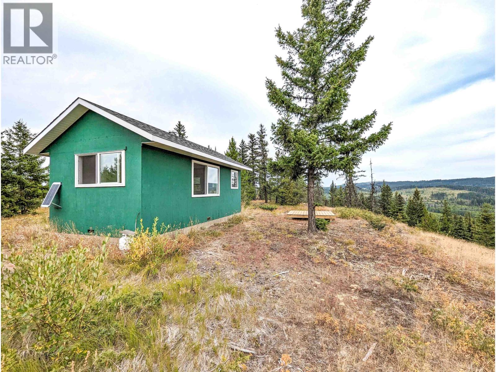 7872 Brown Road, Bridge Lake, British Columbia  V0K 1E0 - Photo 12 - R3122440