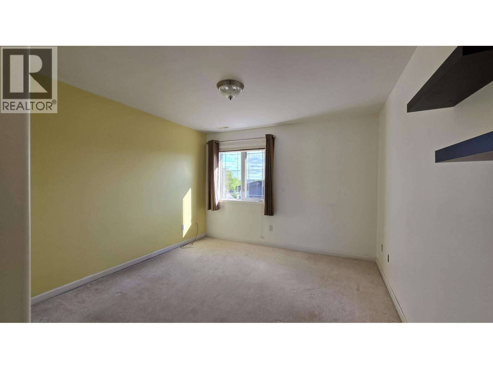 301 1693 6th Avenue, Prince George, British Columbia  V2L 3N5 - Photo 13 - R3122441