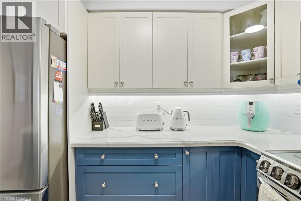 96 Abbotsford Trail, Hamilton, Ontario  L9B 0A4 - Photo 11 - 40829314