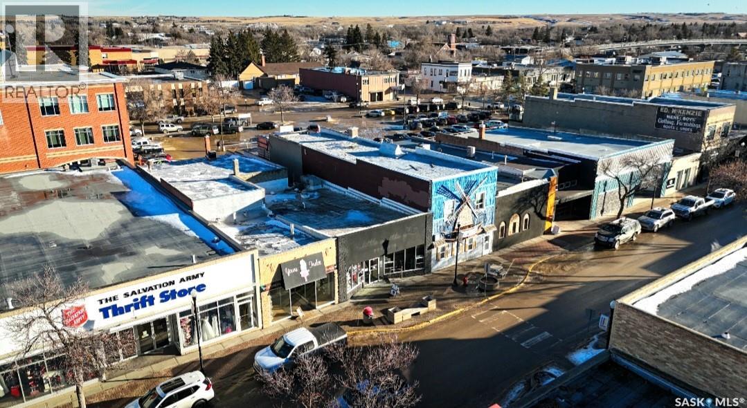 147 Central Avenue N, Swift Current, Saskatchewan  S9H 0K9 - Photo 16 - SK027020
