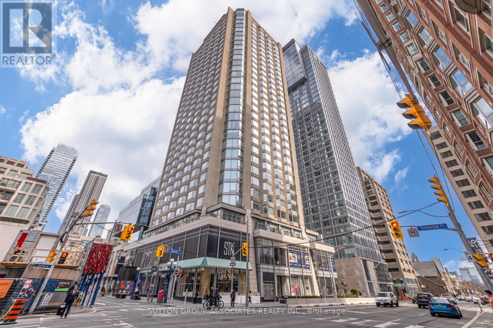 2601 - 155 YORKVILLE AVENUE, Toronto, Ontario